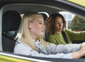 Měli byste zvážit osvěžující lekce řízení? Komplexní průvodce 