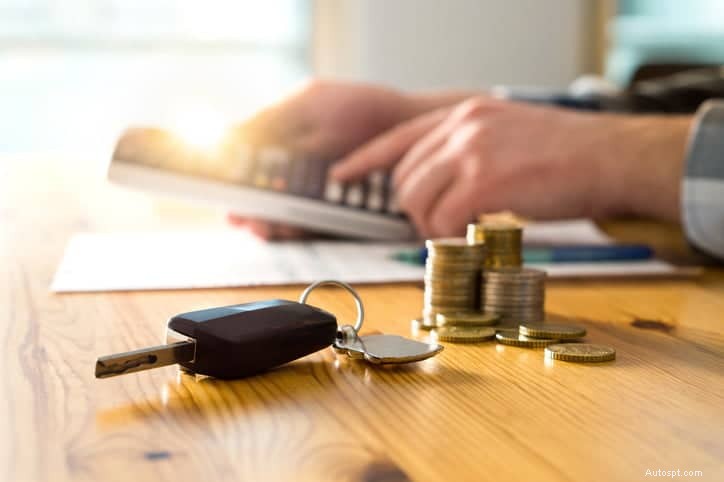Měli byste si koupit auto PCP? Zvažování přínosů a rizik 