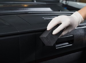 Obnovte interiér vašeho vozu:Podrobný průvodce odstraněním škrábanců a ochranou obložení 