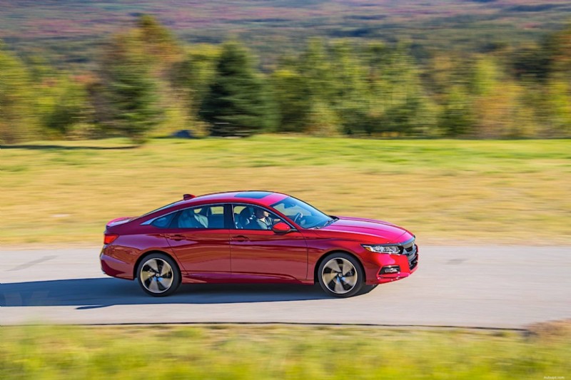 Náklady na údržbu Honda Accord:Jasný průvodce, jak ušetřit peníze 