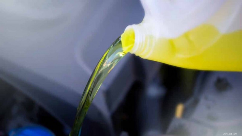 Může se chladicí kapalina motoru skutečně odpařovat? Porozumění ztrátám a únikům chladicí kapaliny 