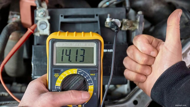 Proč vaše auto nenastartuje, když rádio a světla fungují – diagnostika a rychlé opravy 