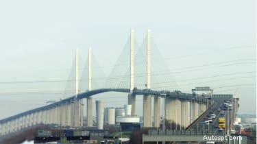 Jak zaplatit poplatek za šipky a pokuty za odvolání na Dartford Crossing 