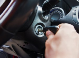 Jak udržovat auto během COVID-19:Tipy odborníků pro dlouhověkost 